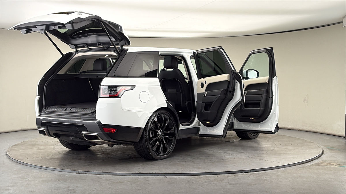 More views of Land Rover Range Rover Sport