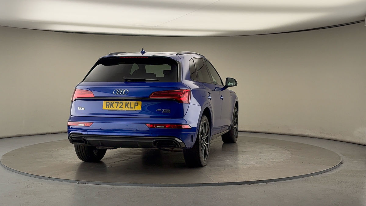 More views of Audi Q5