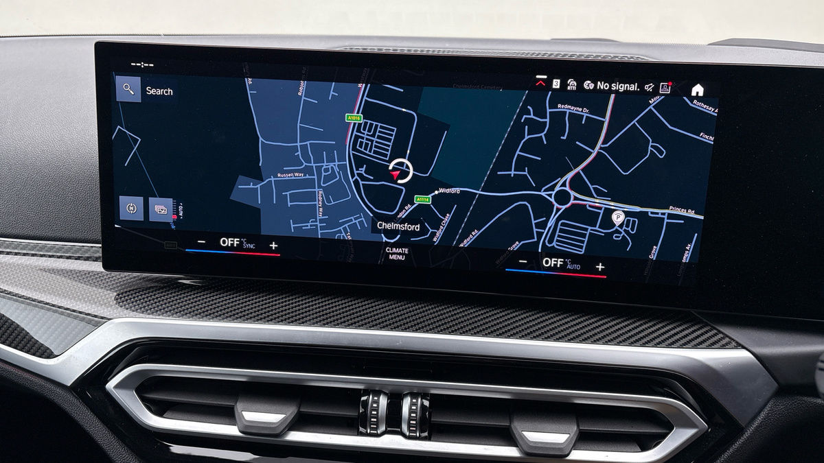 BMW M4 Competition Image 17