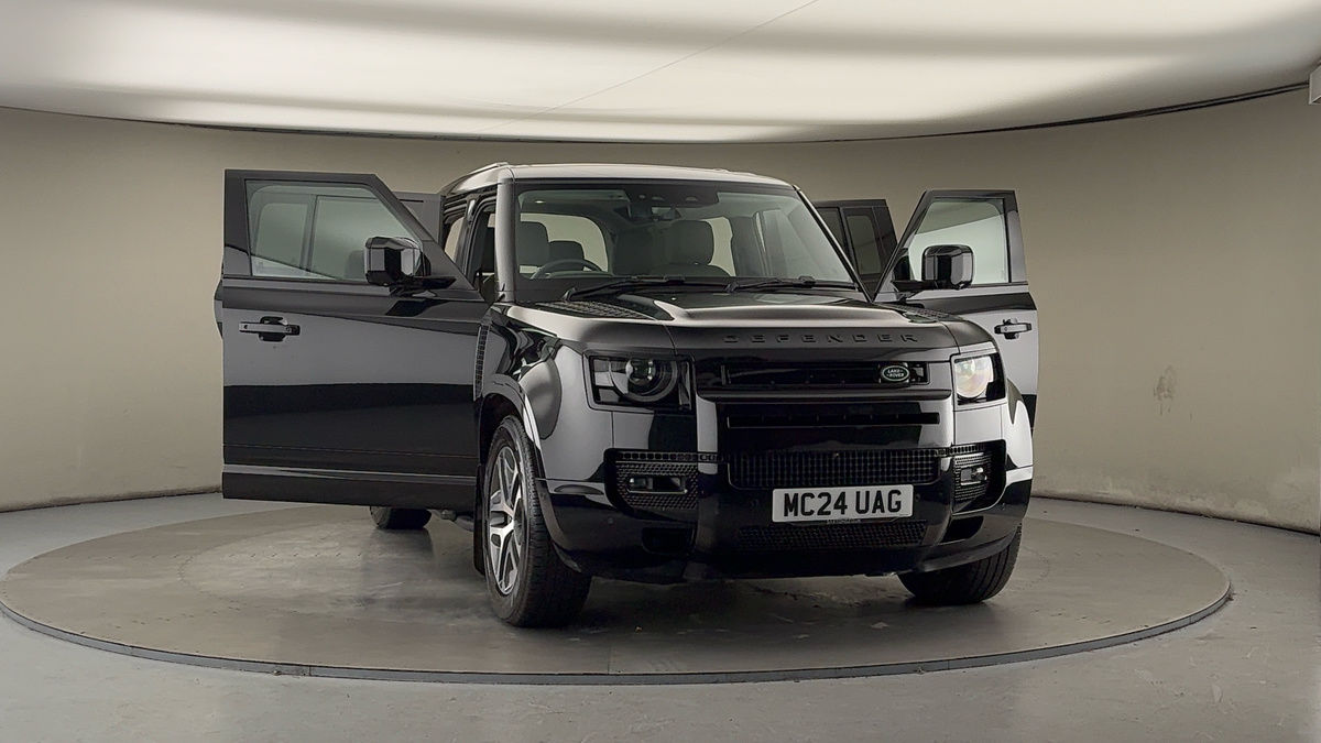More views of Land Rover Defender 110
