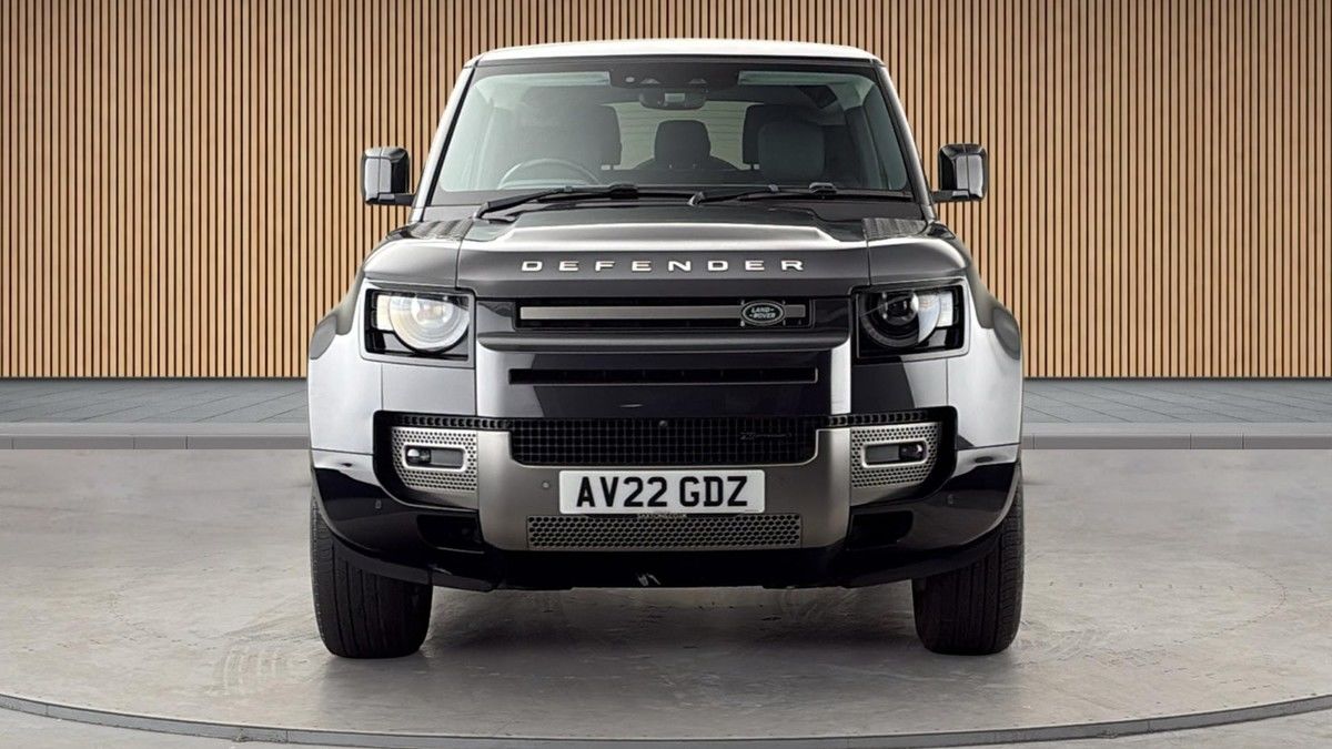 Land Rover Defender 90 Image 3