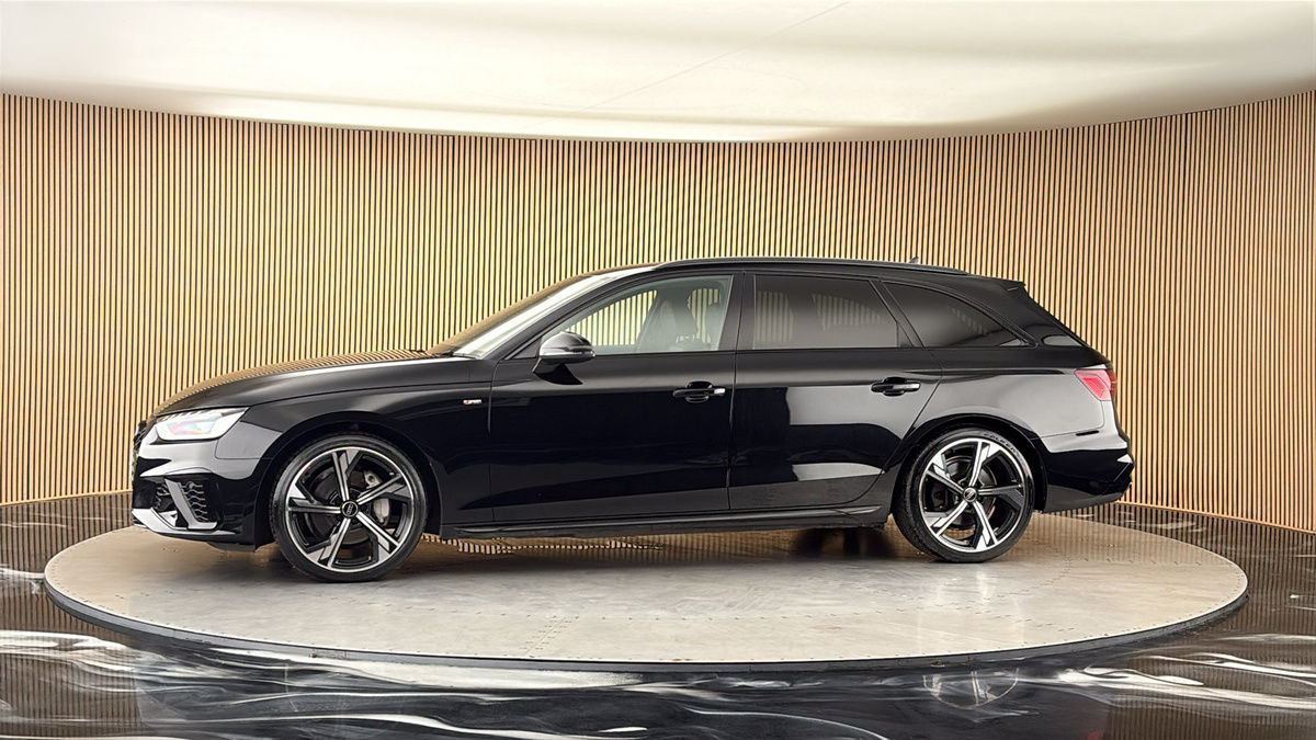 More views of Audi A4 Avant