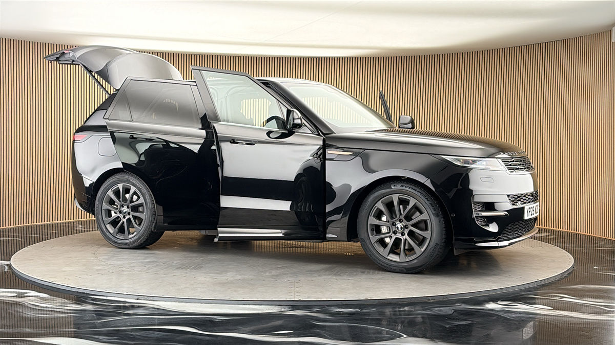 More views of Land Rover Range Rover Sport