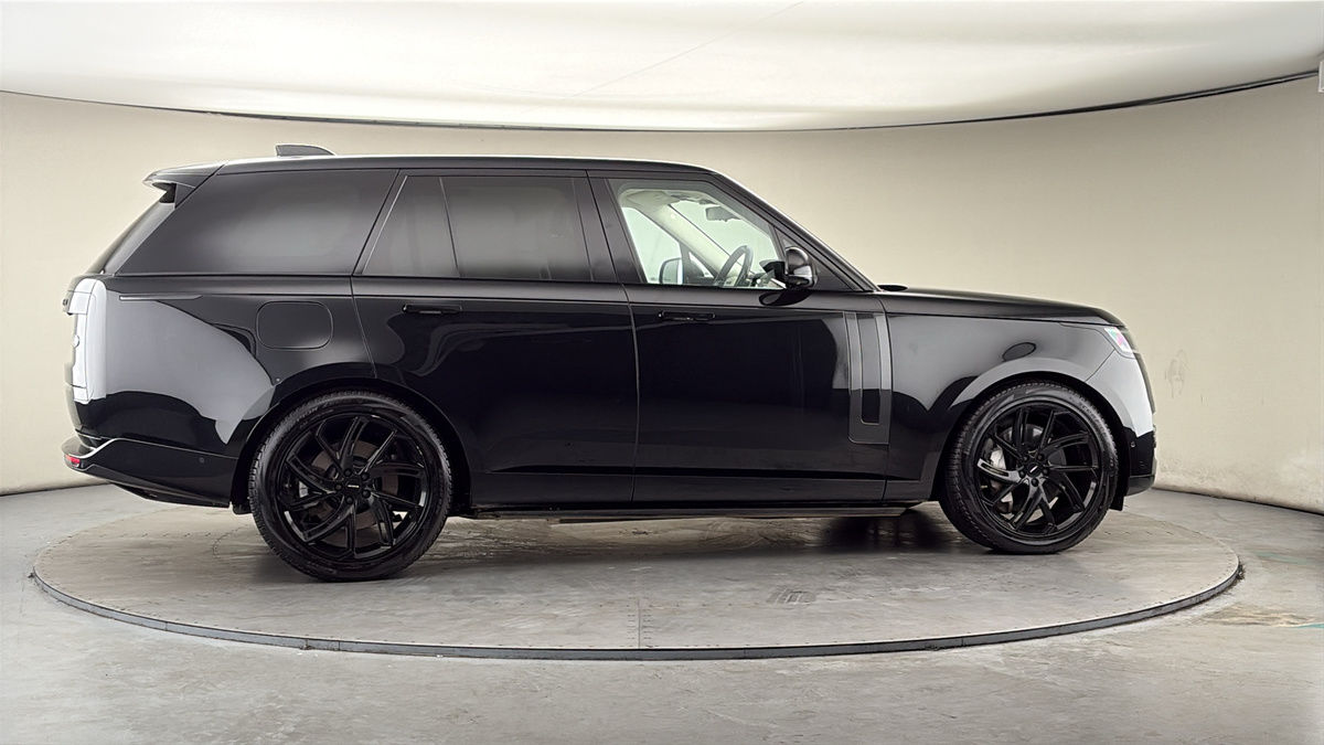 More views of Land Rover Range Rover
