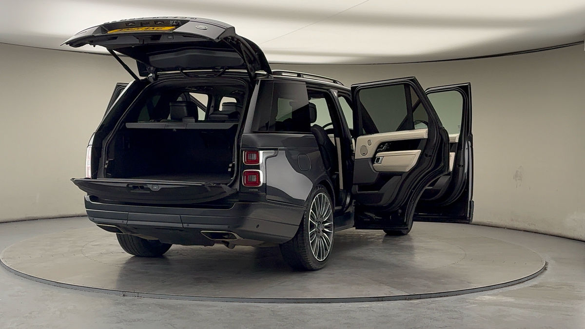 More views of Land Rover Range Rover