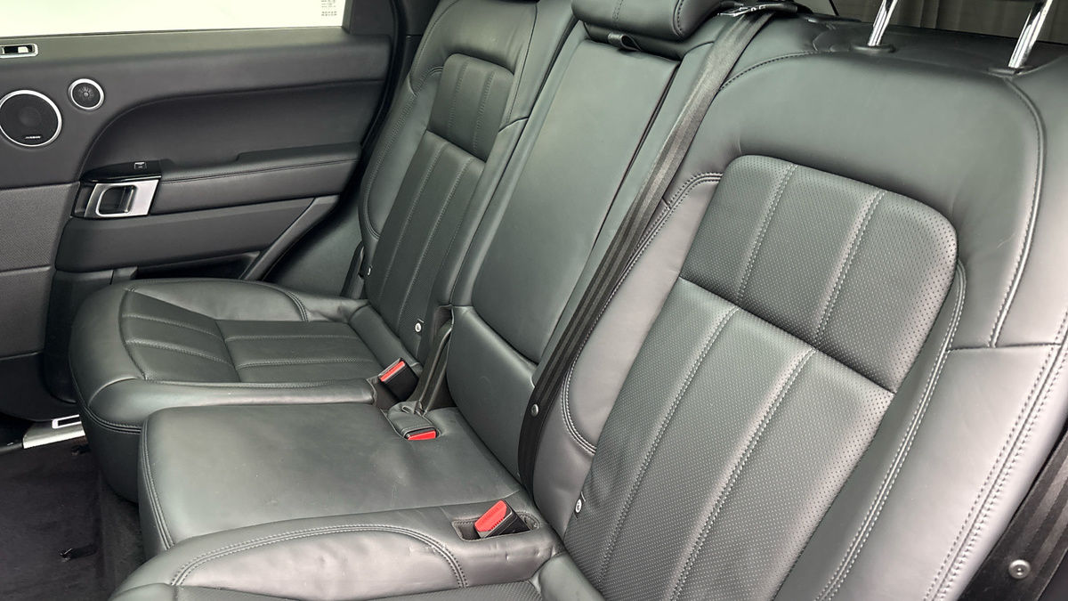 Land Rover Range Rover Sport Image 8