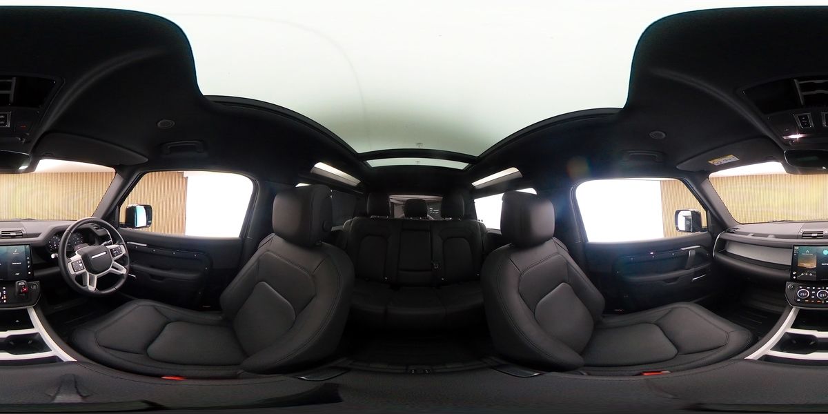 More views of Land Rover Defender 90