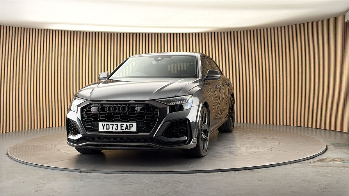 More views of Audi RSQ8