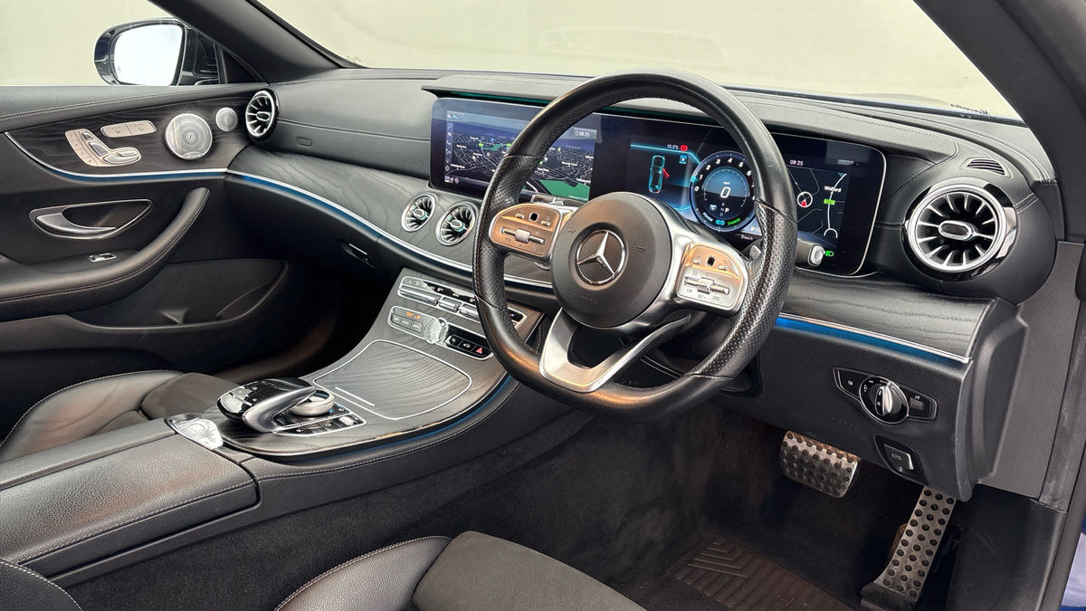 Mercedes-Benz E Class Image 5