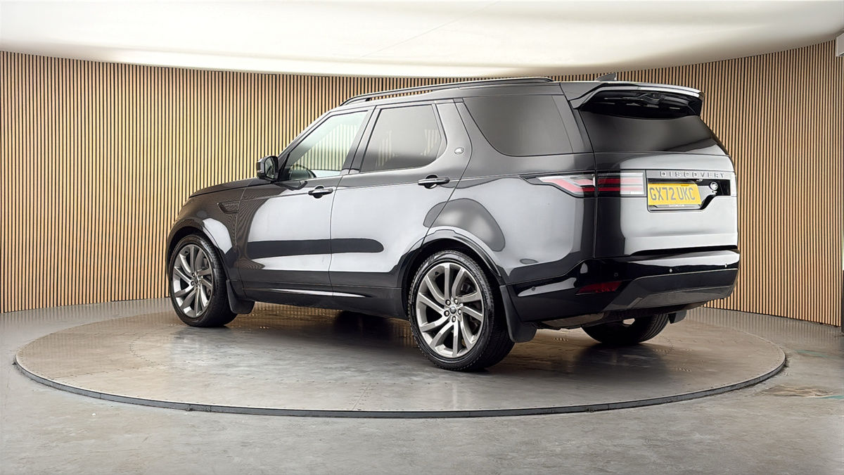 More views of Land Rover Discovery