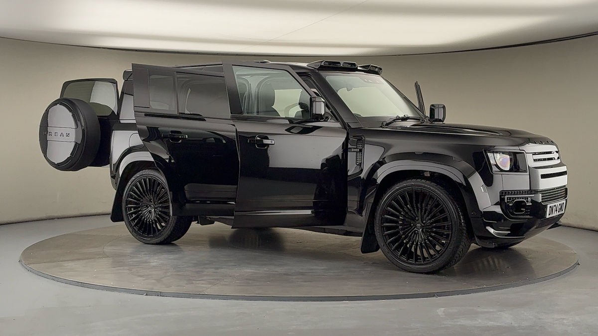 More views of Land Rover Defender 110