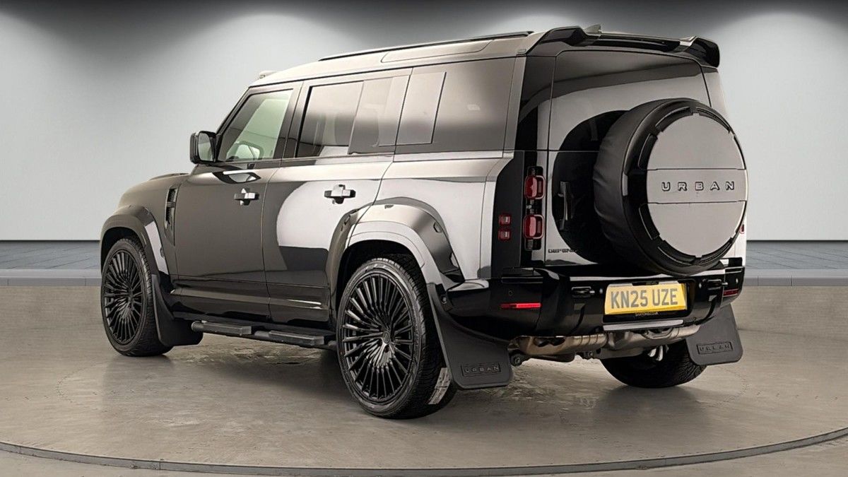 Land Rover Defender 110 Urban Image 2