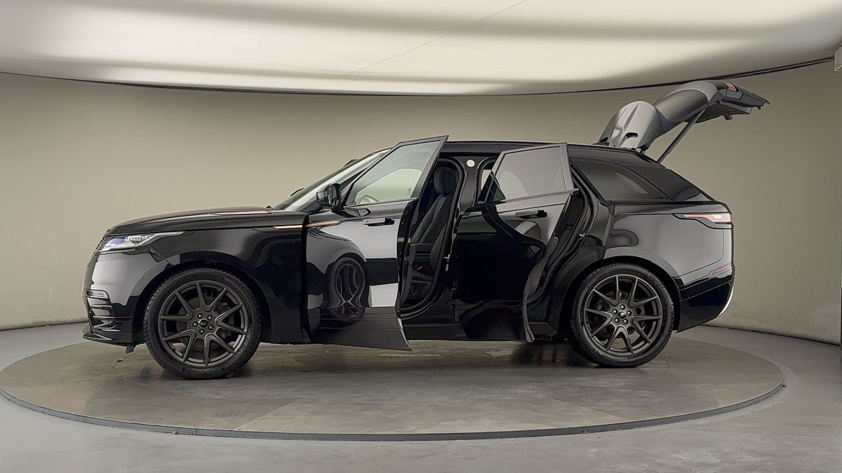 More views of Land Rover Range Rover Velar