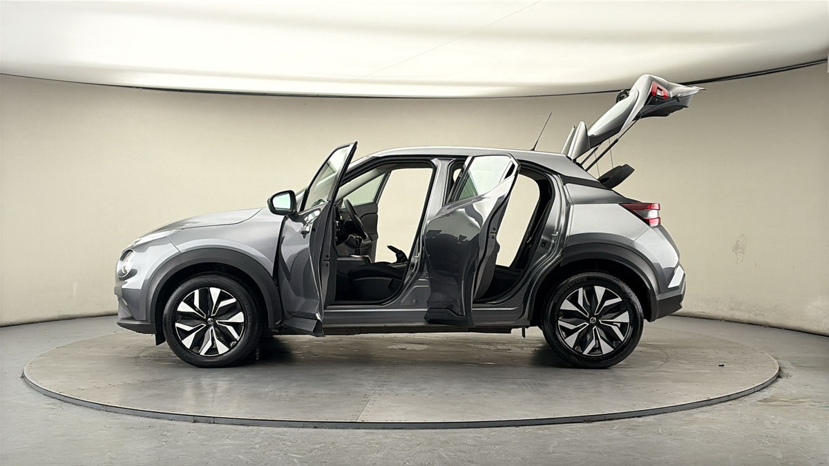 More views of Nissan Juke