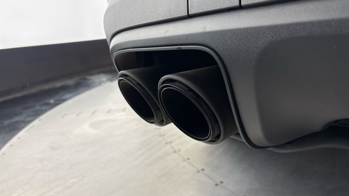 Porsche Cayenne Image 35