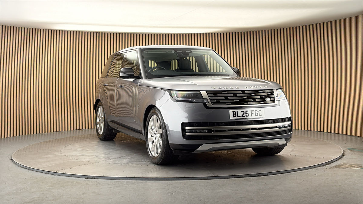 More views of Land Rover Range Rover