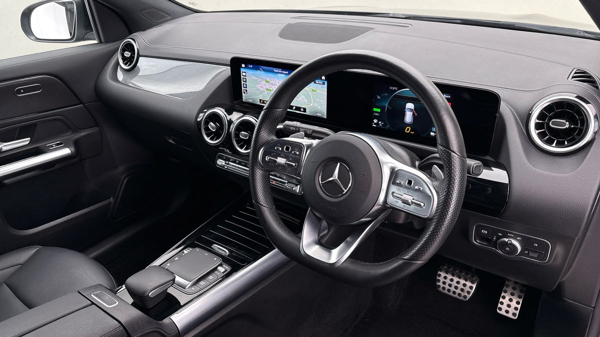 Mercedes-Benz GLA Image 5