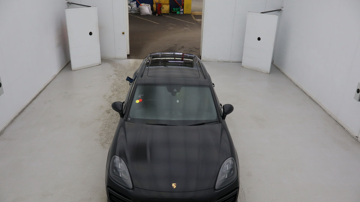 Porsche Cayenne Image 7