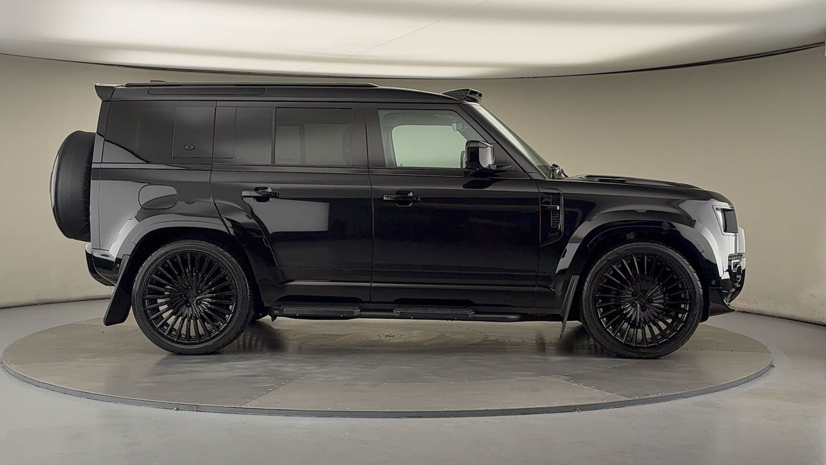 Land Rover Defender 110 Urban Image 16