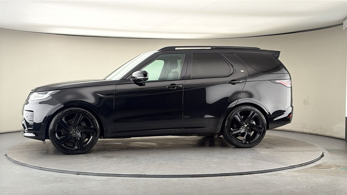 More views of Land Rover Discovery