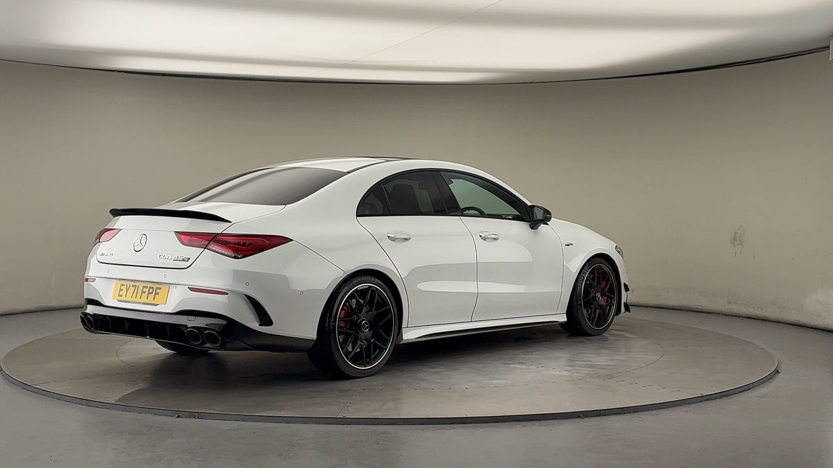 Mercedes-Benz CLA Image 21