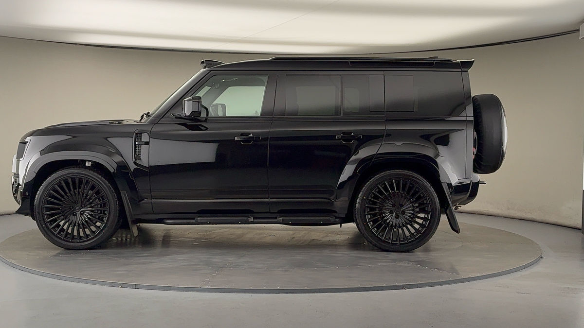 Land Rover Defender 110 Urban Image 15