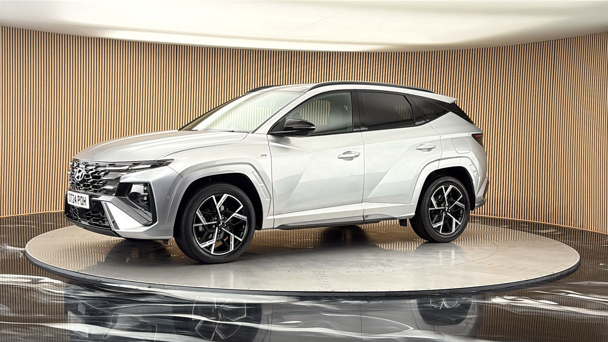 More views of Hyundai TUCSON
