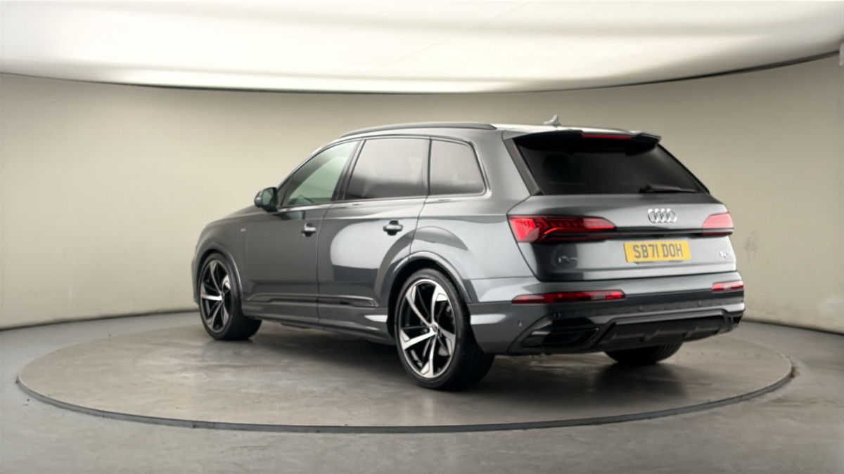 Audi Q7 Image 2