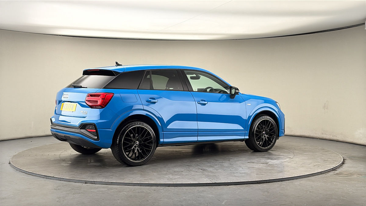 More views of Audi Q2