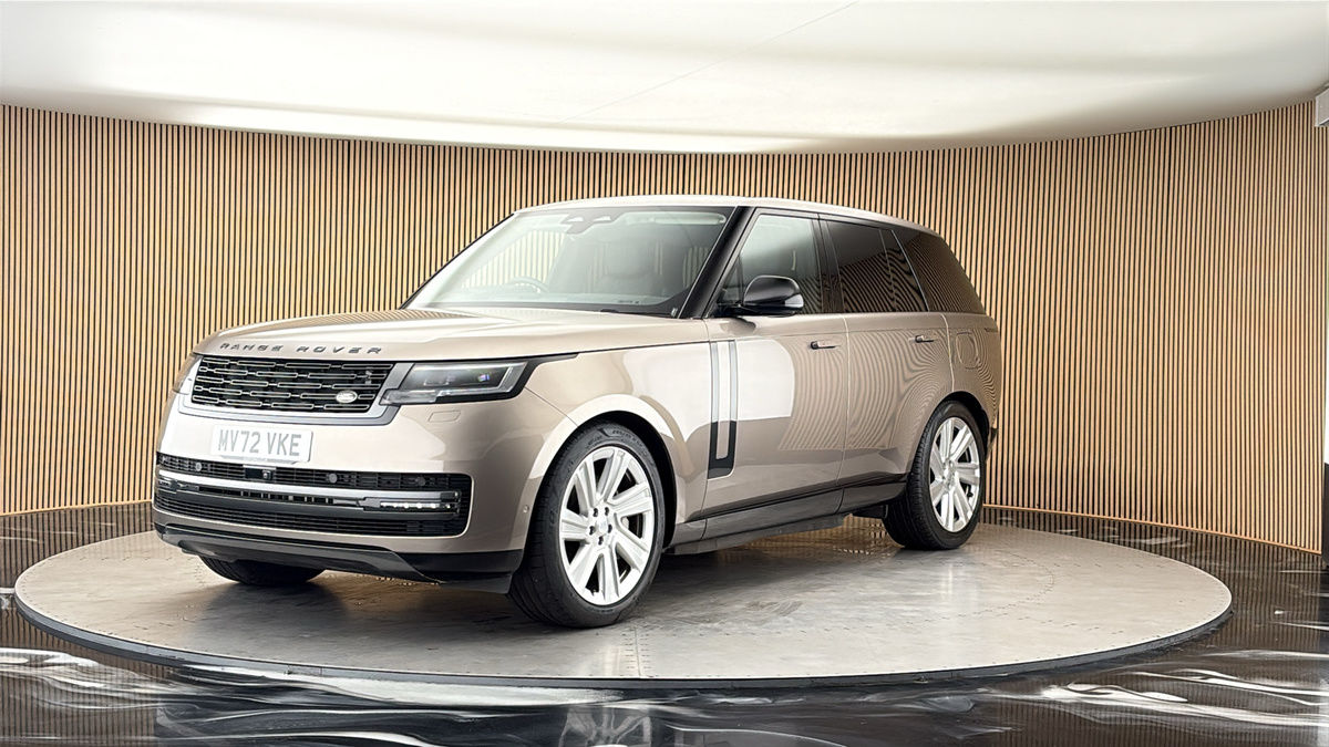 More views of Land Rover Range Rover
