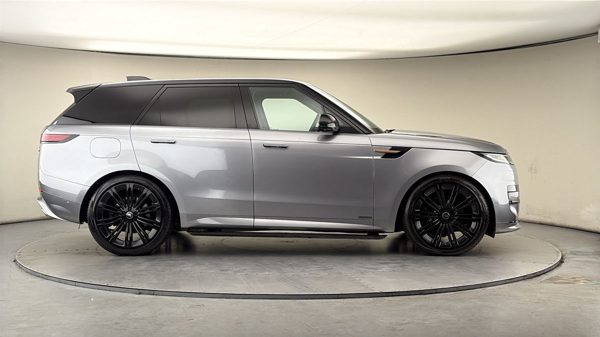 Land Rover Range Rover Sport Image 16