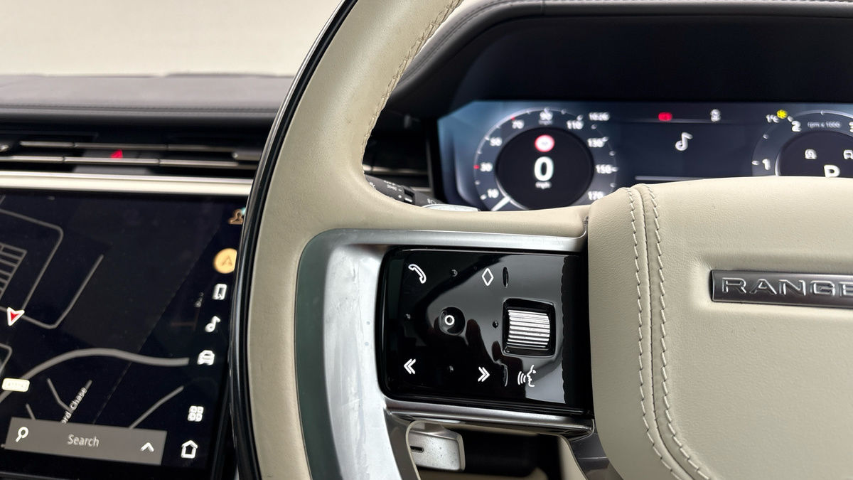 Land Rover Range Rover Image 25