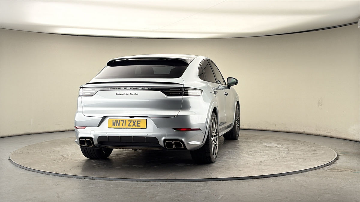 More views of Porsche Cayenne