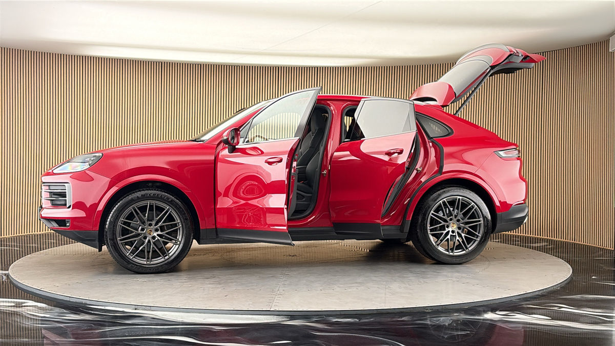 More views of Porsche Cayenne