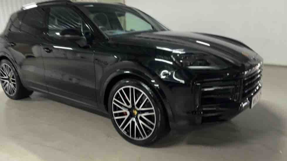 More views of Porsche Cayenne