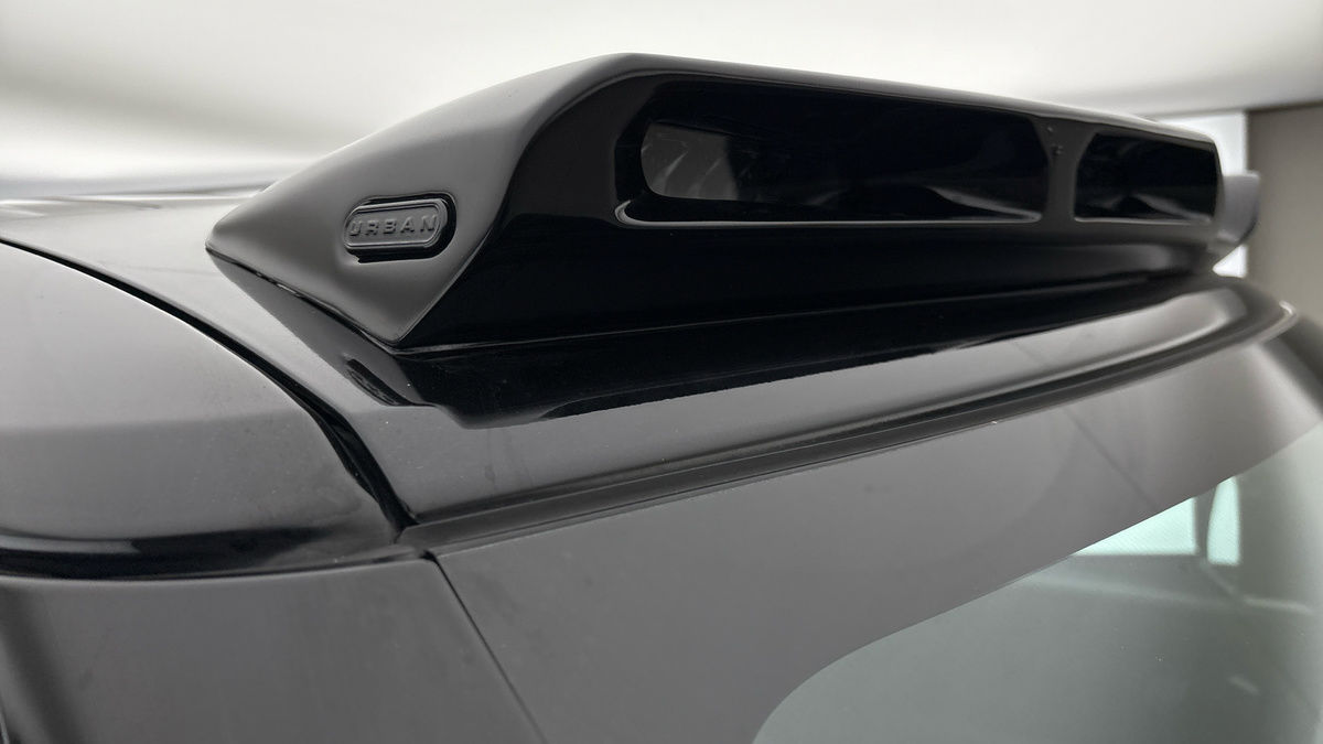 Land Rover Defender 110 Urban Image 26