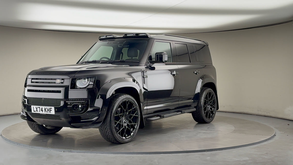 More views of Land Rover Defender 110