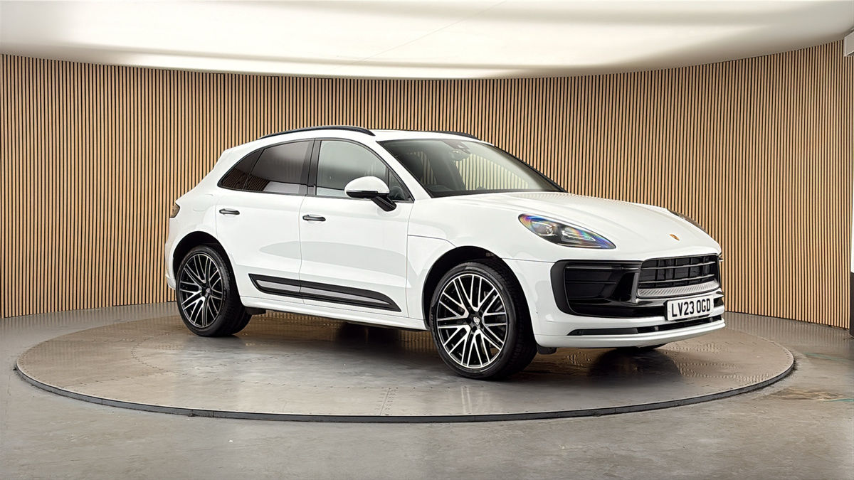 More views of Porsche Macan