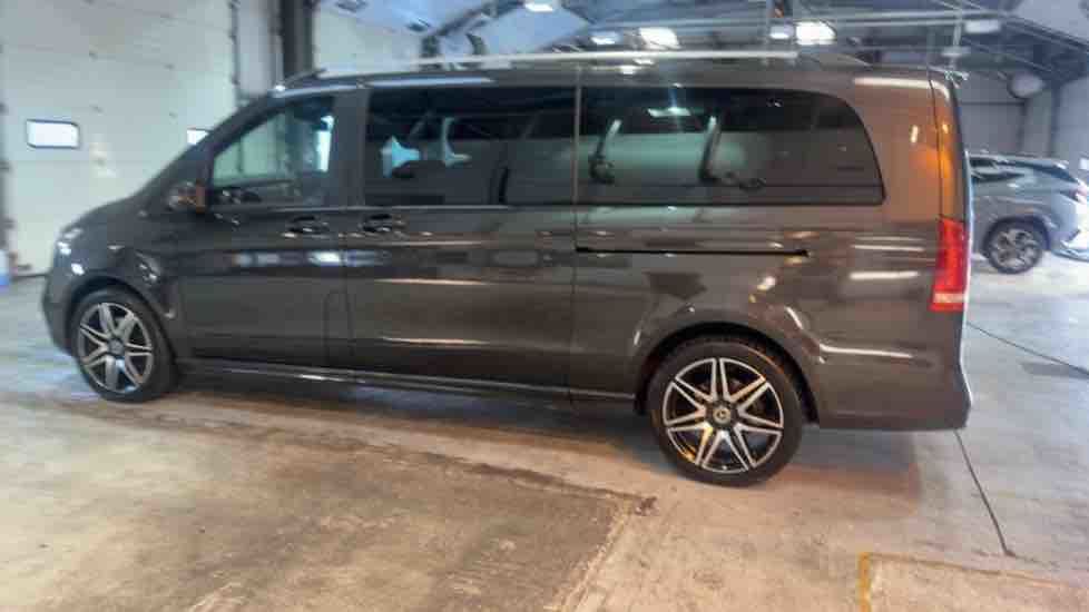 More views of Mercedes-Benz V Class