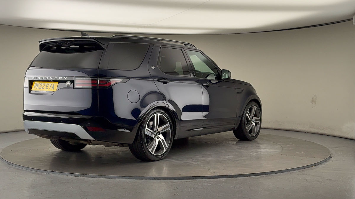 More views of Land Rover Discovery