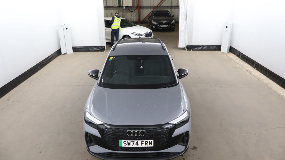 Audi Q4 e-tron Image 7