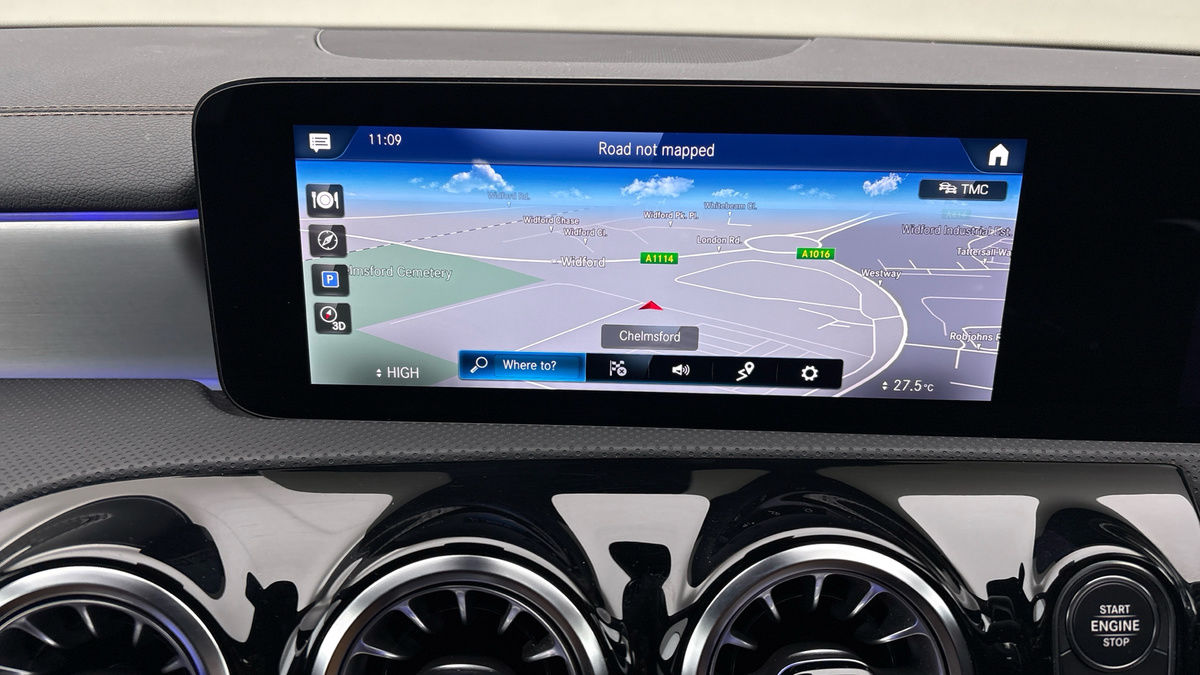 Mercedes-Benz CLA Image 17