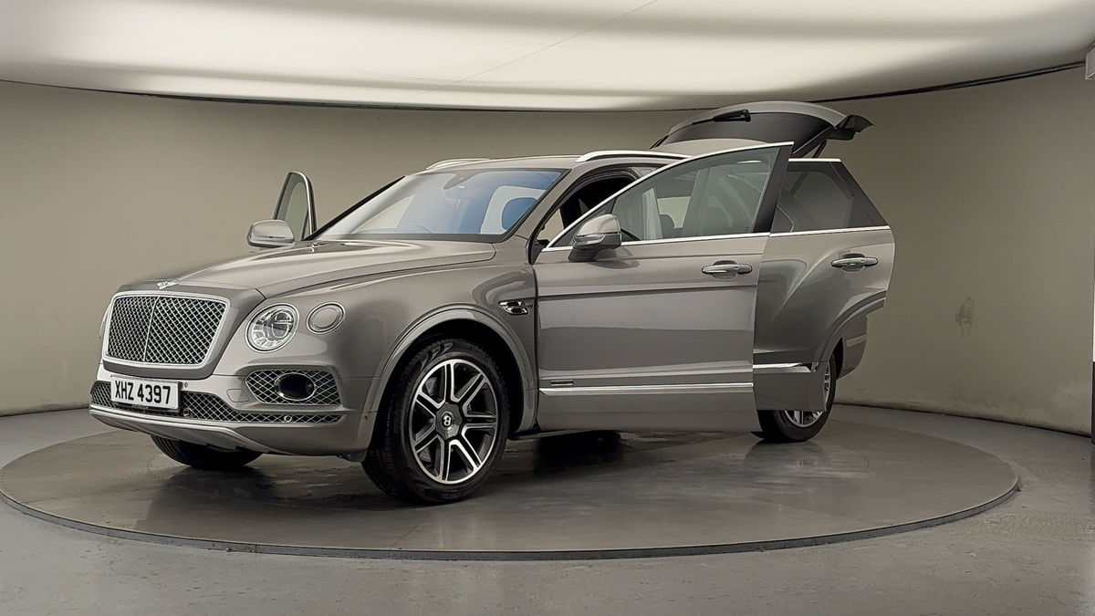 More views of Bentley Bentayga