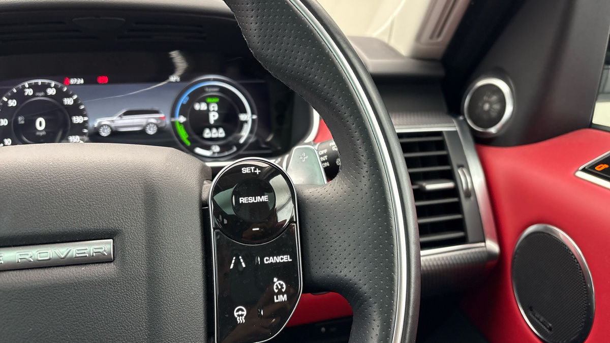 Land Rover Range Rover Sport Image 14