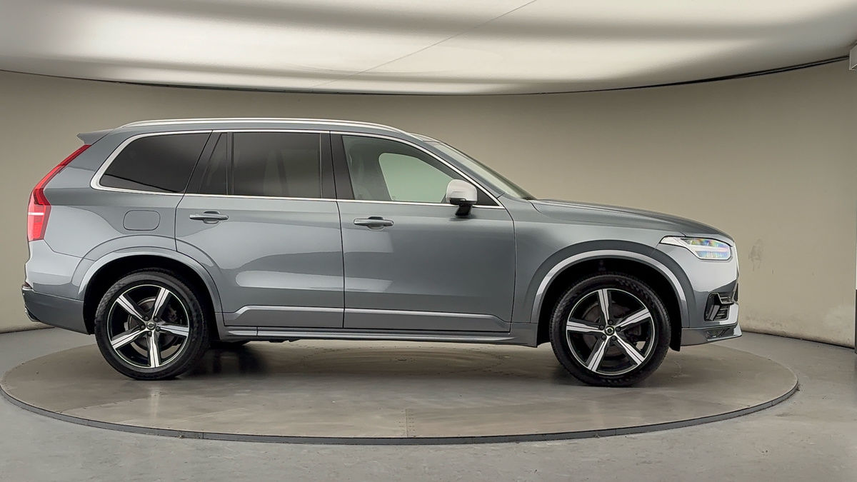 More views of Volvo XC90