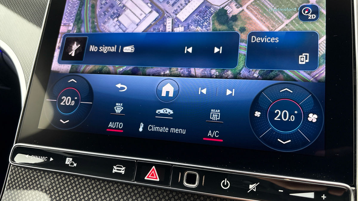 Mercedes-Benz GLC Image 32