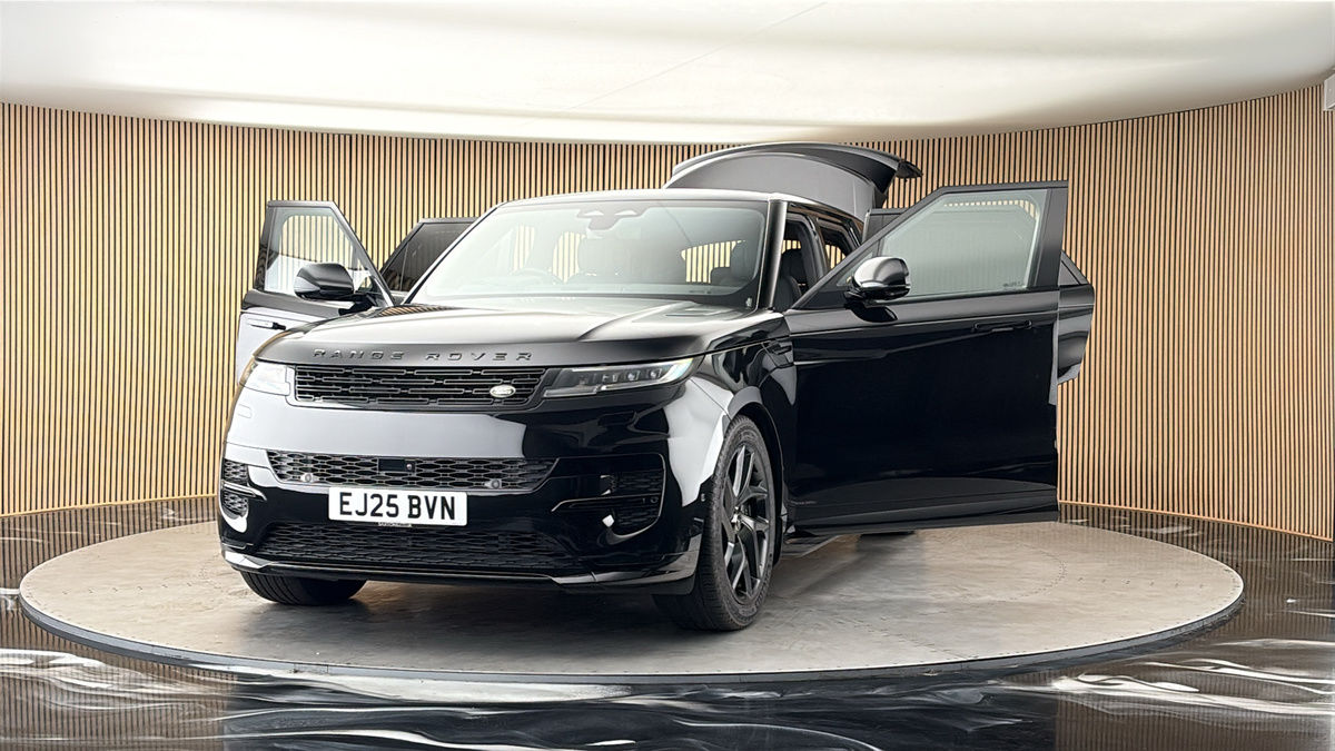 More views of Land Rover Range Rover Sport