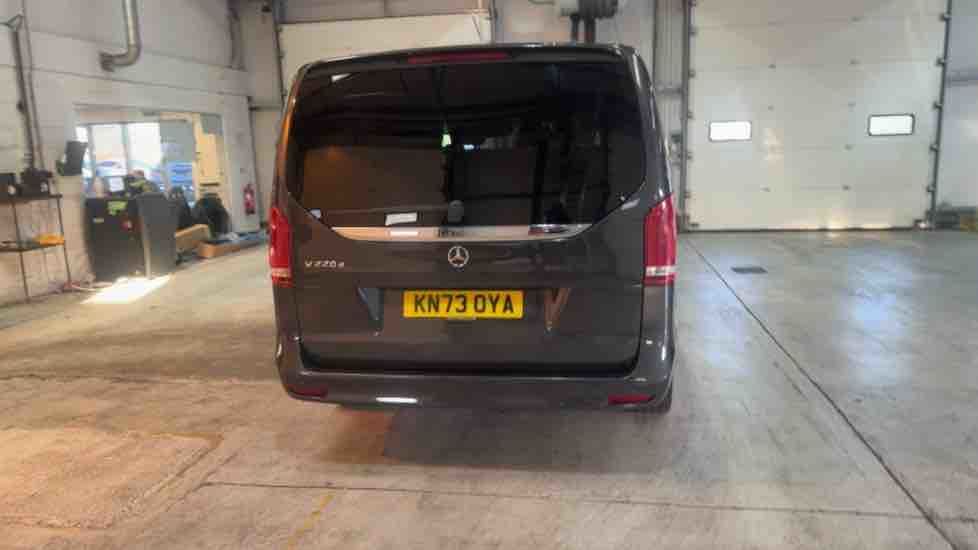 More views of Mercedes-Benz V Class