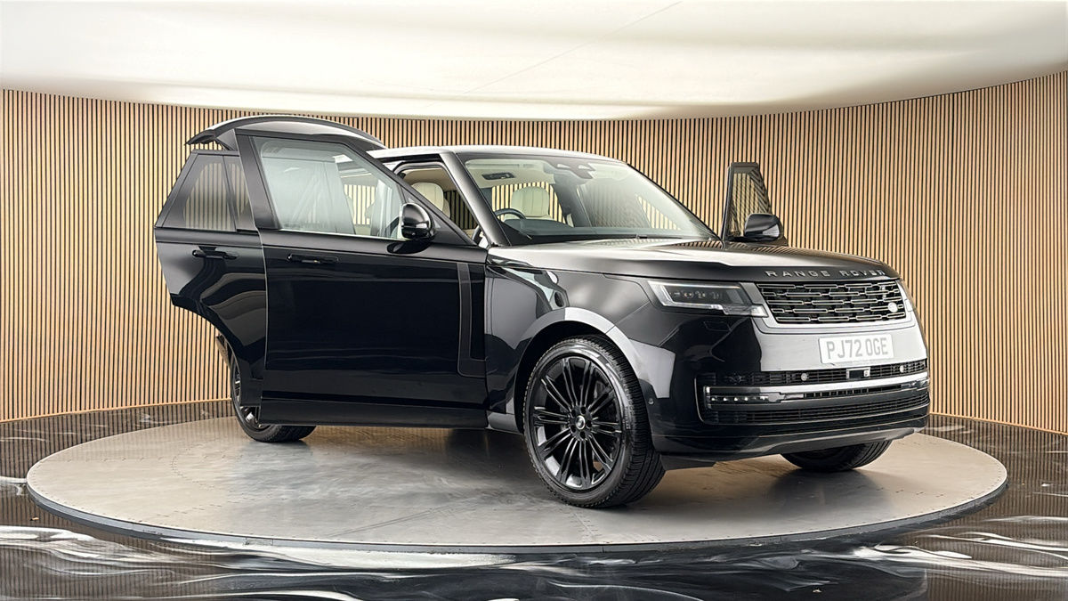 More views of Land Rover Range Rover