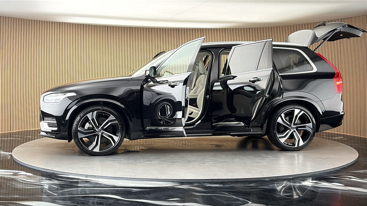 More views of Volvo XC90